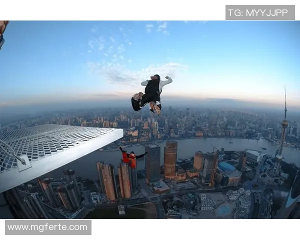 上海极限运动队创下新纪录速度排名引领潮流挑战极限运动新高度 上海极限运动队创下新纪录速度排名引领潮流挑战极限运动新高度